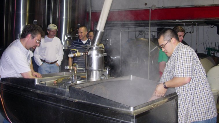 cleaning spent grain from the mash tun